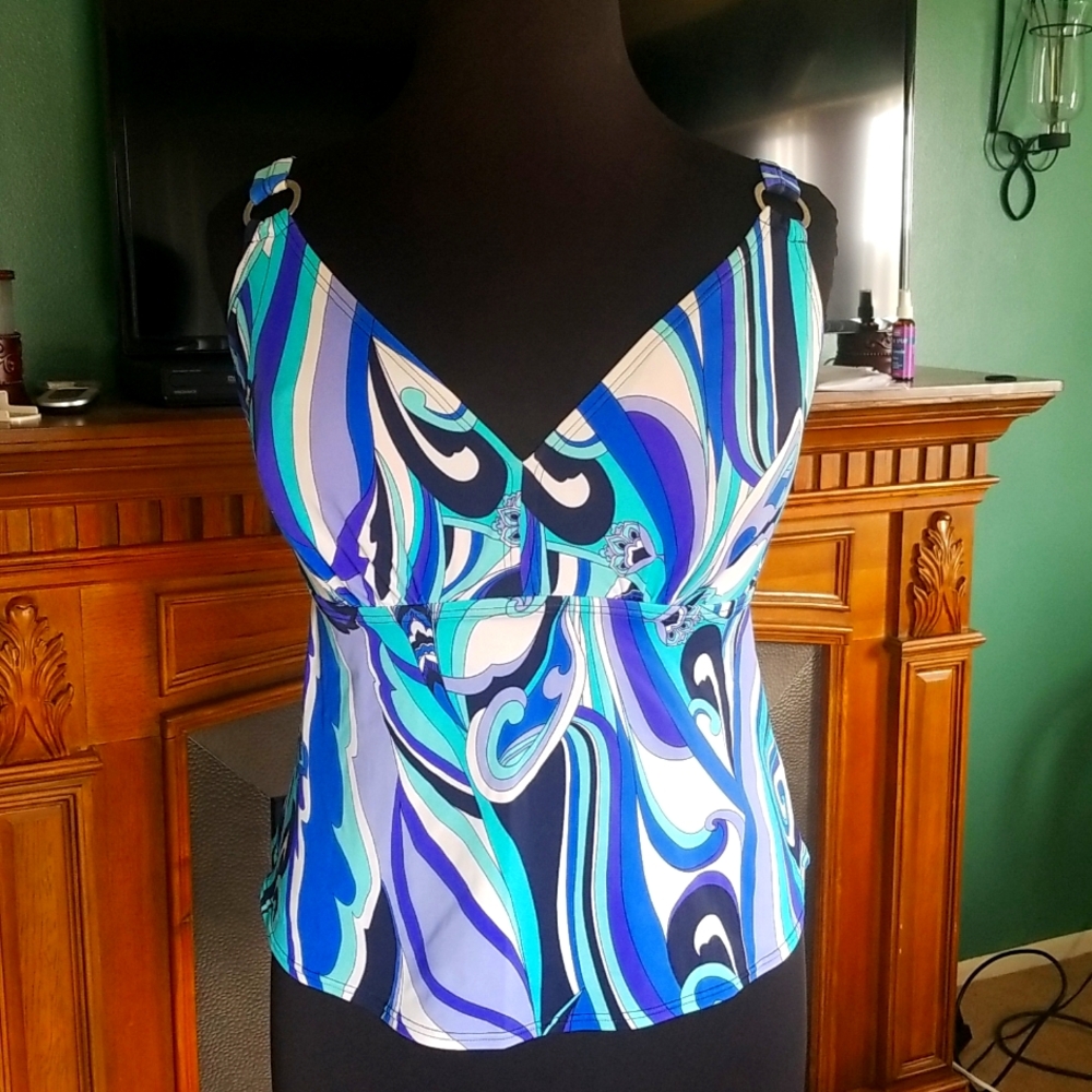 Swimsuit top